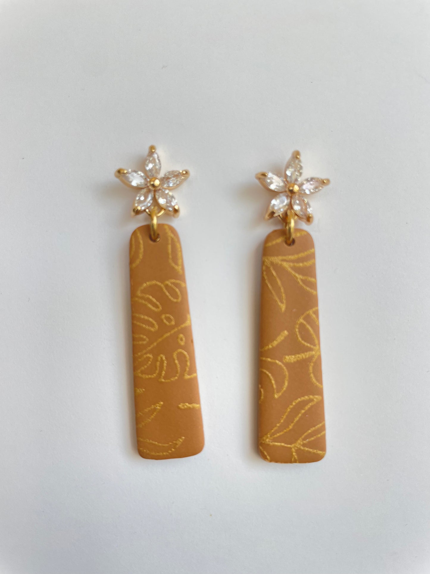 Sparkling Gold and Tan Lila