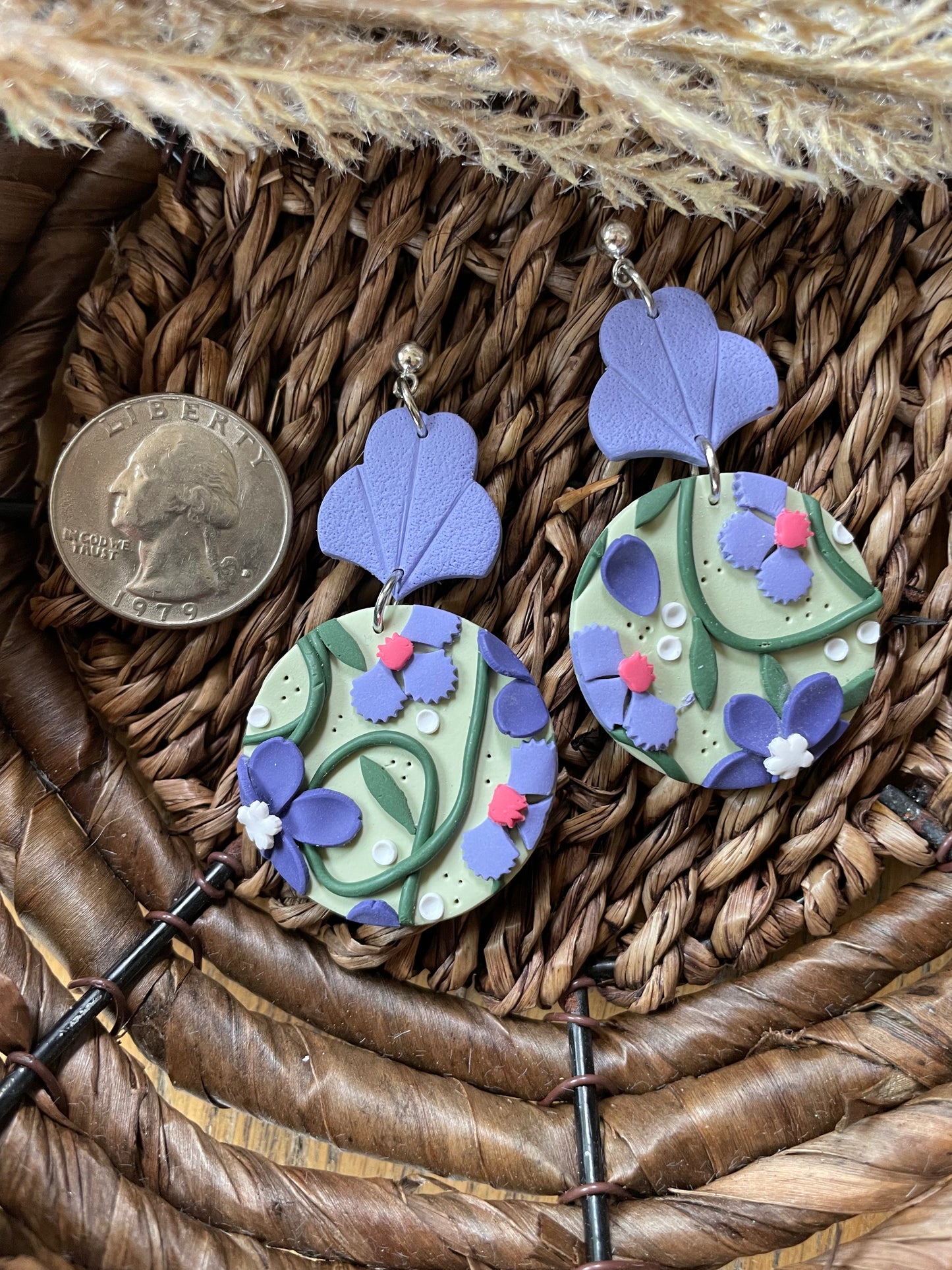 Embossed Purple Floral Circles