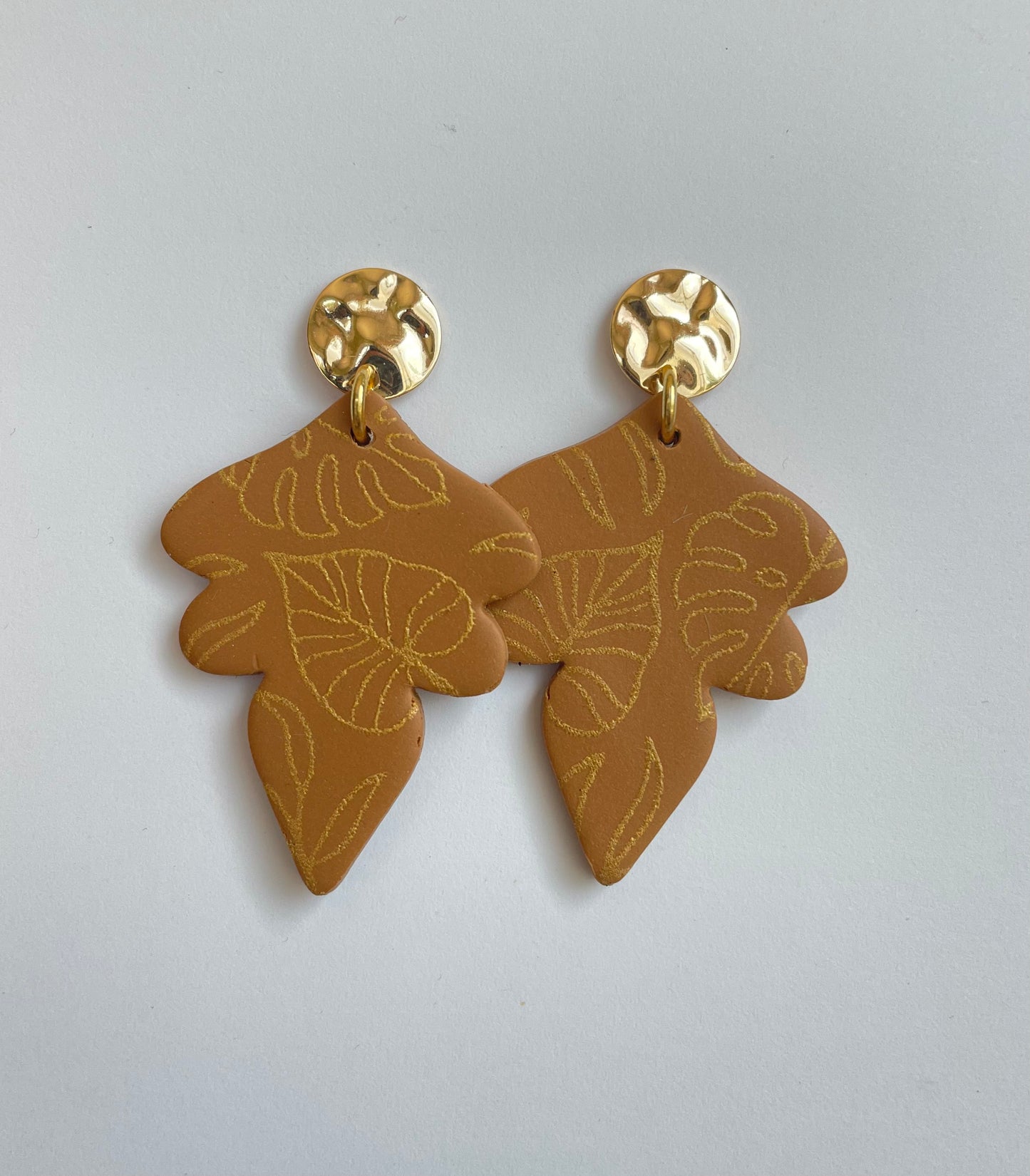 Gold and Tan Chadia